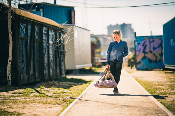 Babysovepose, støvet lilla