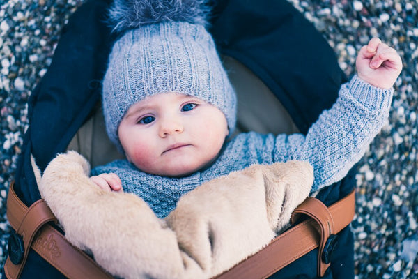 Babysovepose, sort / brun